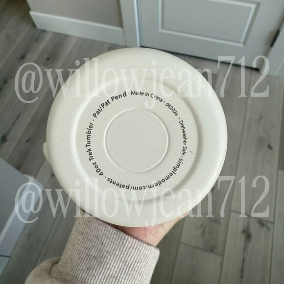 Simple Modern Pink Hearts on White - Valentine's Day 40 oz Trek Tumbler - Target - Picture 4 of 5